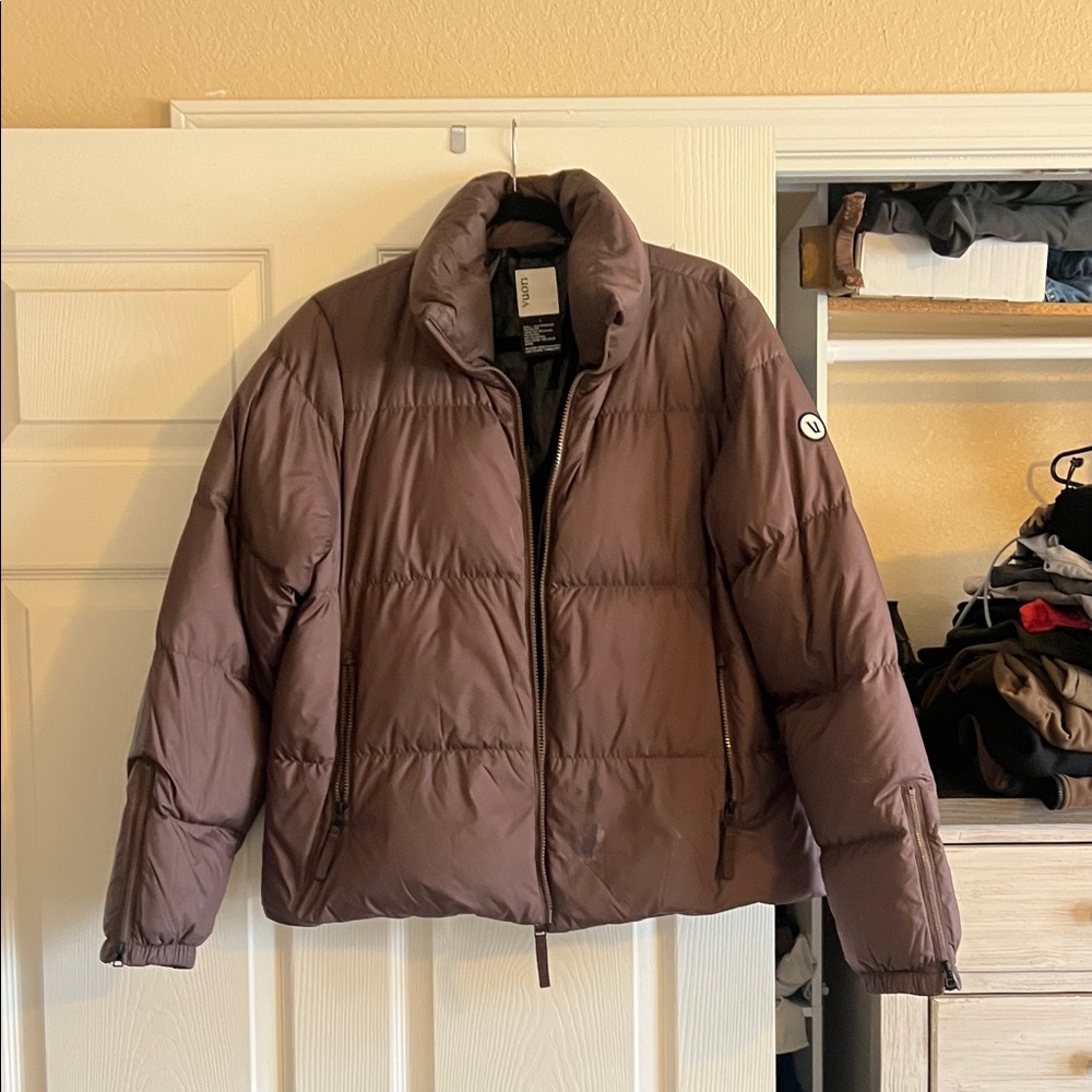 Vuori Women's Brown Quilted Puffer Jacket